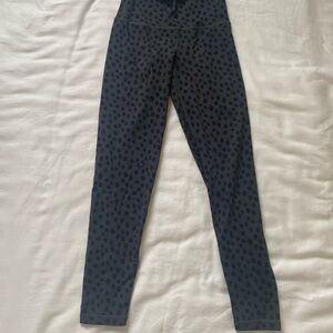 Aerie Charcoal Leopard Print Leggings